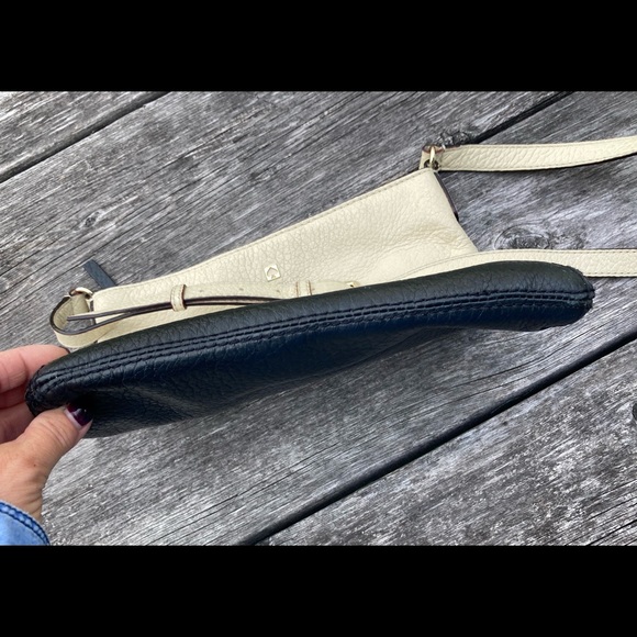 VTG Kate Spade ♠️ Pebbled Leather Bag Excellent Used Condition - Picture 3 of 14